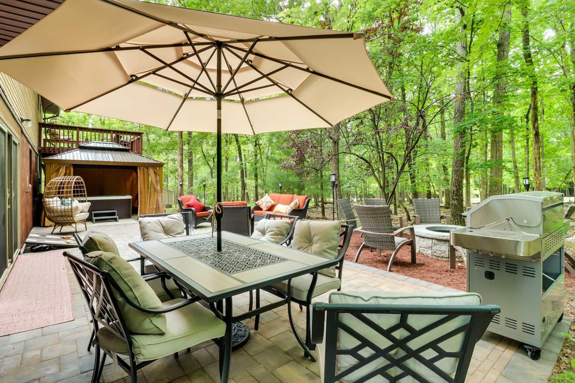 Poconos Family Getaway With Game And Hot Tub! * East Stroudsburg